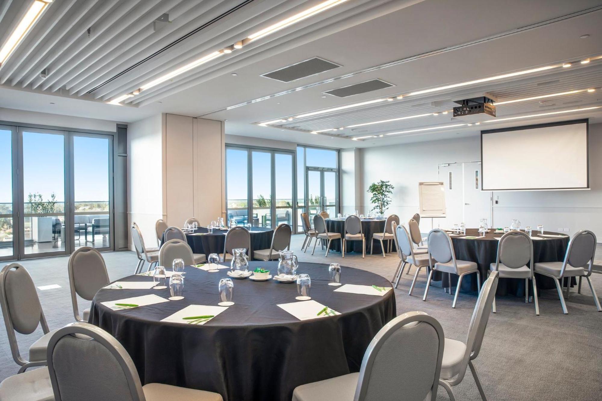 Holiday Inn Werribee By Ihg Dış mekan fotoğraf